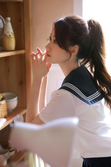 晚上爷爷总是压在妈妈肚子上睡觉